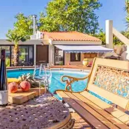 Apartment Pool House Marathitis